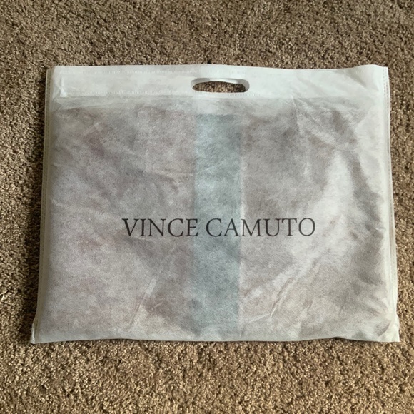 Vince Camuto Leather bag NWOT - Picture 4 of 4